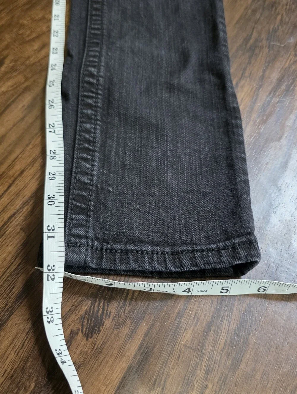 Miss Me Skinny Jeans 28
